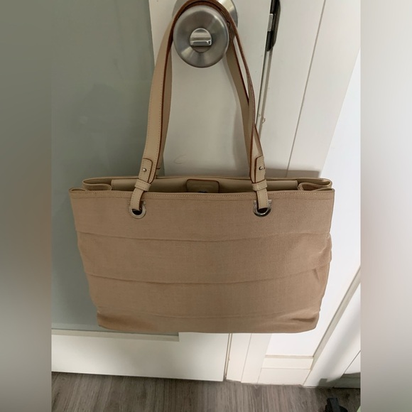 Salvatore Ferragamo Handbags - Salvatore Ferragamo Tan Tiered Nylon Grosgrain Shoulder Bag Authentic